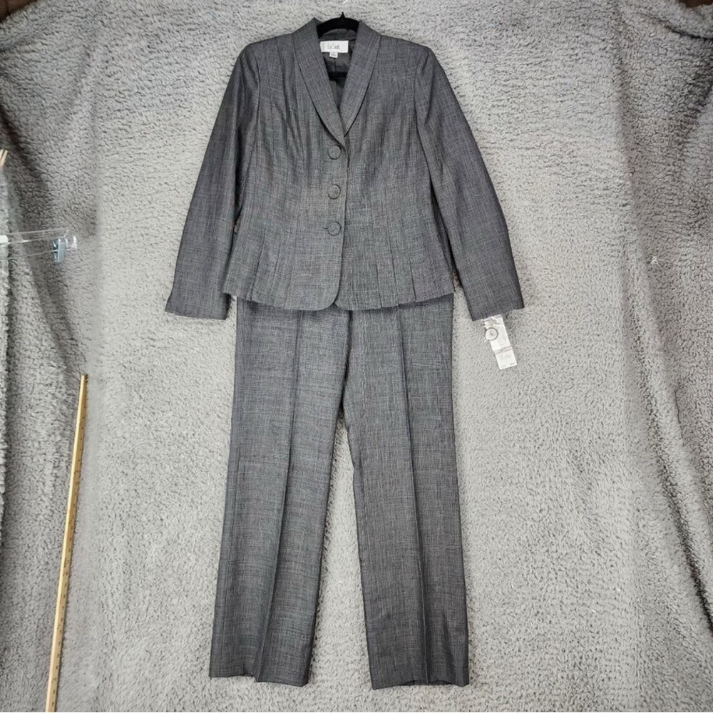 Le Suit 2 Piece Suit Womens 6 Gray Long Sleeve High Rise Pants *NWT*